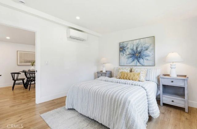 5472 San Onofre, San Diego, CA 92114