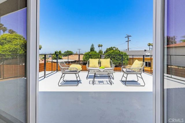 5472 San Onofre, San Diego, CA 92114