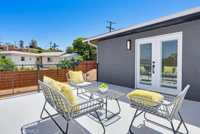 5472 San Onofre, San Diego, CA 92114