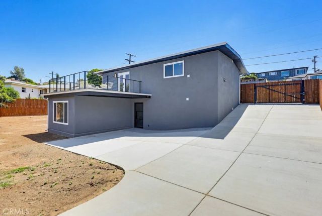 5472 San Onofre, San Diego, CA 92114