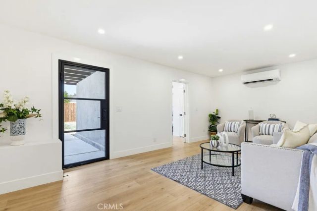 5472 San Onofre, San Diego, CA 92114
