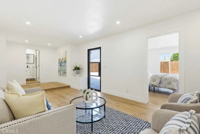 5472 San Onofre, San Diego, CA 92114
