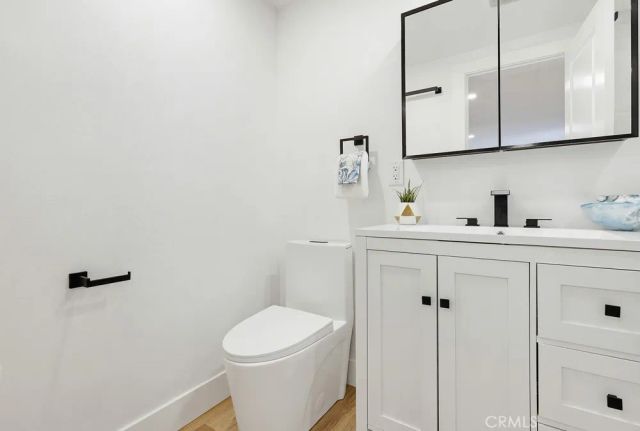 5472 San Onofre, San Diego, CA 92114