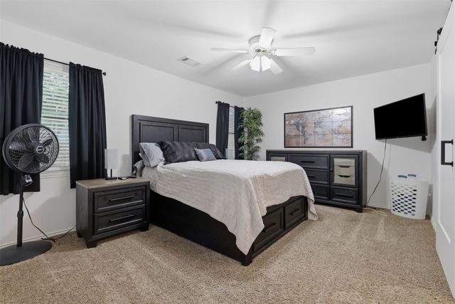 1300 Linda Court, Cleburne, TX 76033