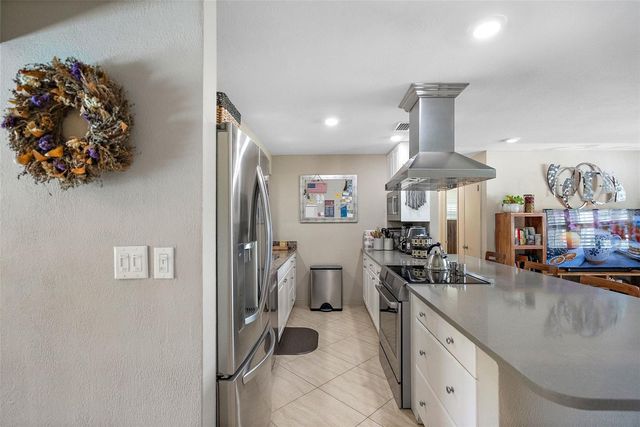 101 MADONNA BOULEVARD, Tierra Verde, FL 33715