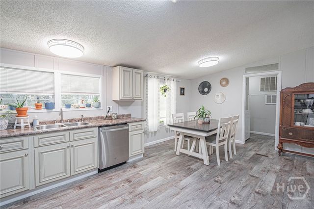 202 Possum Trot Court, Ellabell, GA 31308