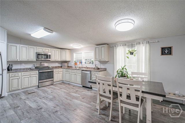 202 Possum Trot Court, Ellabell, GA 31308