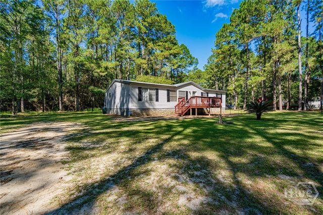 202 Possum Trot Court, Ellabell, GA 31308