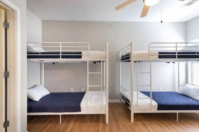 2502 Leon ST 209, Austin, TX 78705