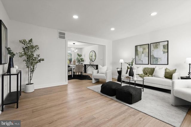 1302 WOODBOURNE AVE, Baltimore, MD 21239