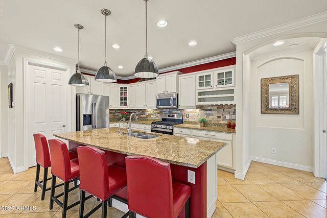 7337 W SILVER SPRING Way, Florence, AZ 85132