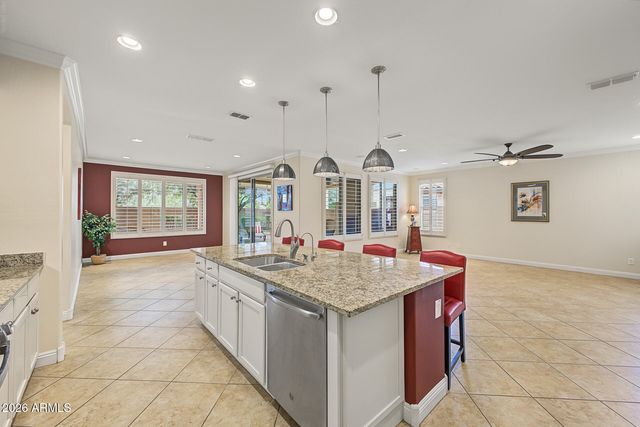 7337 W SILVER SPRING Way, Florence, AZ 85132