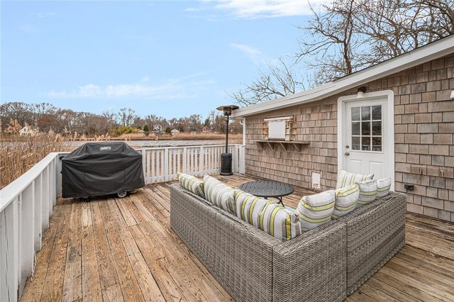 99 River Vue Avenue, Warwick, RI 02889