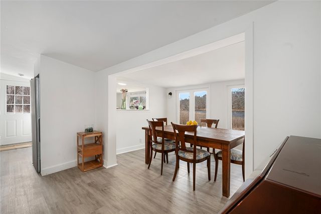 99 River Vue Avenue, Warwick, RI 02889