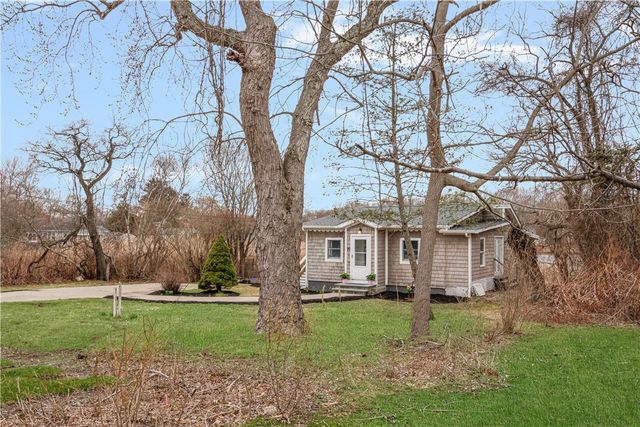 99 River Vue Avenue, Warwick, RI 02889