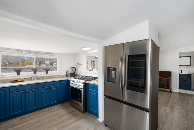 99 River Vue Avenue, Warwick, RI 02889