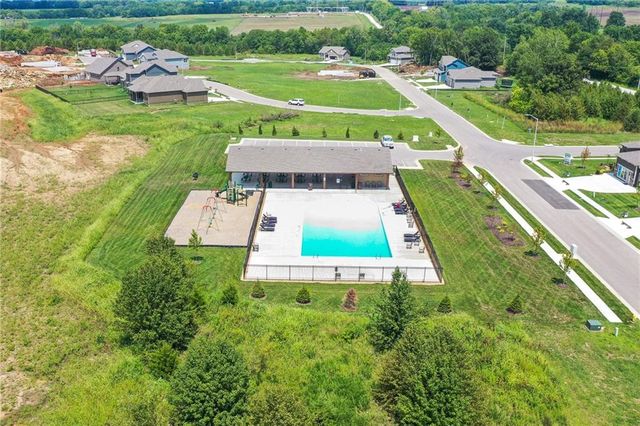 603 Mayfair Court, Raymore, MO 64083