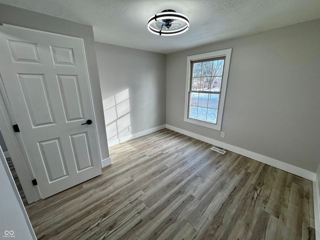 304 Blackford Street, Waynetown, IN 47990