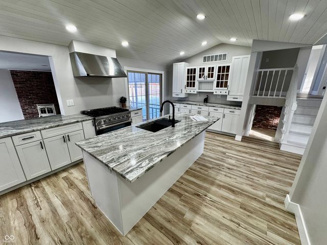 304 Blackford Street, Waynetown, IN 47990