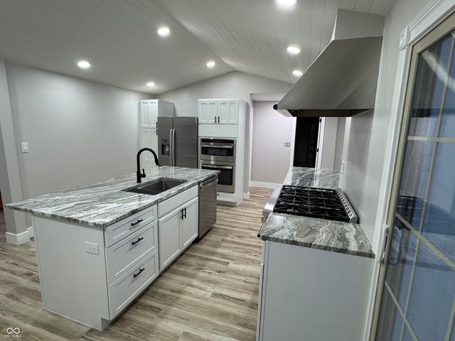 304 Blackford Street, Waynetown, IN 47990