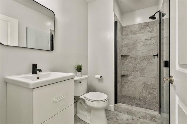 565 Peachtree NE Street 1511, Atlanta, GA 30308