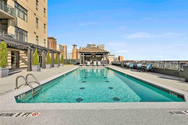 565 Peachtree NE Street 1511, Atlanta, GA 30308