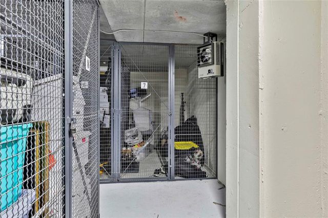 565 Peachtree NE Street 1511, Atlanta, GA 30308