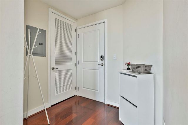 565 Peachtree NE Street 1511, Atlanta, GA 30308