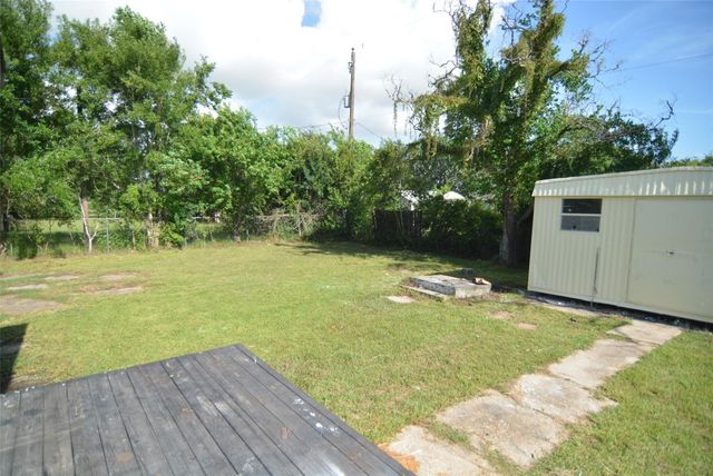 3111 2nd Street, Brookshire, TX 77423