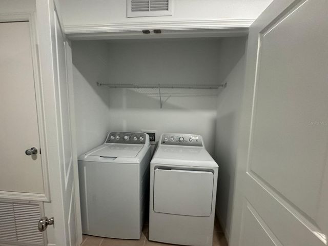 8425 LUNAR SKYE STREET, Sarasota, FL 34241