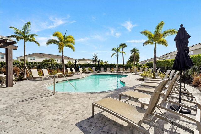 8425 LUNAR SKYE STREET, Sarasota, FL 34241