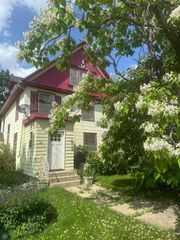 213 2nd Avenue SE, Pelican Rapids, MN 56572