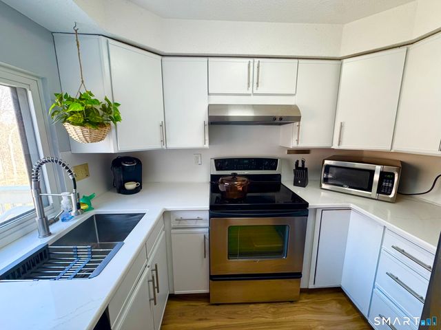 300 Brittany Farms Road C, New Britain, CT 06053