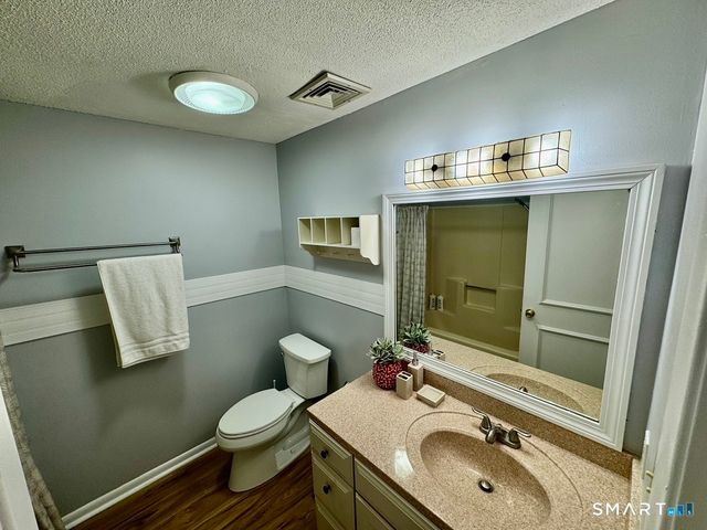 300 Brittany Farms Road C, New Britain, CT 06053