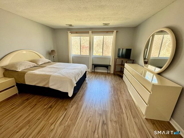 300 Brittany Farms Road C, New Britain, CT 06053