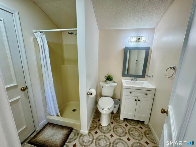 300 Brittany Farms Road C, New Britain, CT 06053