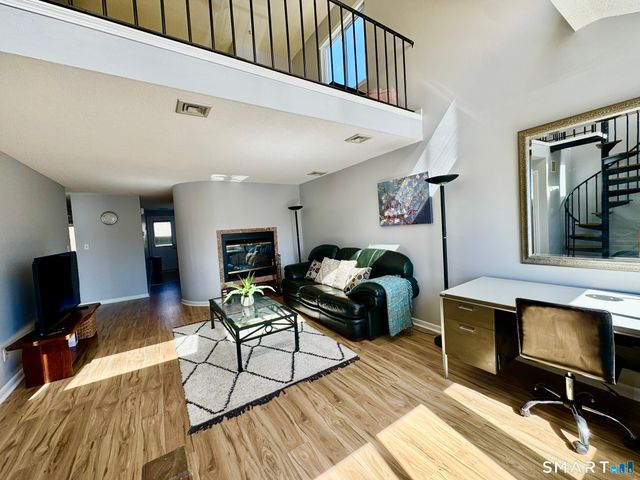 300 Brittany Farms Road C, New Britain, CT 06053