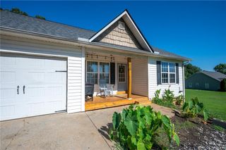 170 Erica Lane, Calhoun, GA 30701