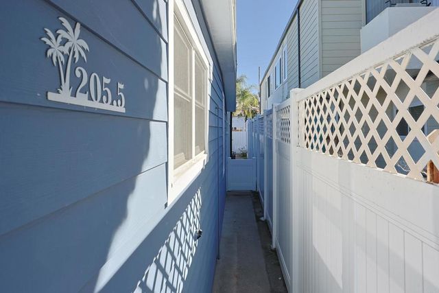 205 .5 C Avenue, Coronado, CA 92118