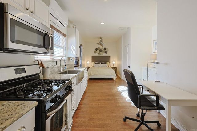 205 .5 C Avenue, Coronado, CA 92118