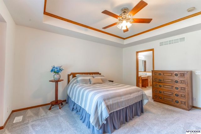 3910 N 158 Street, Omaha, NE 68116