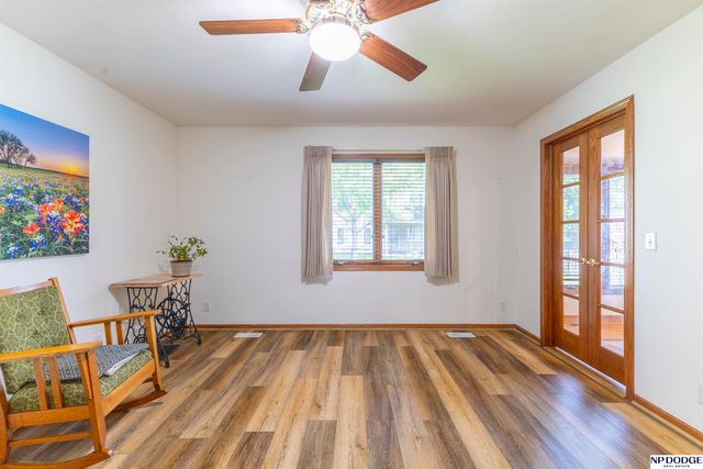 3910 N 158 Street, Omaha, NE 68116