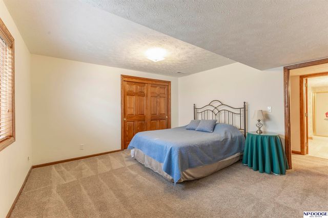 3910 N 158 Street, Omaha, NE 68116