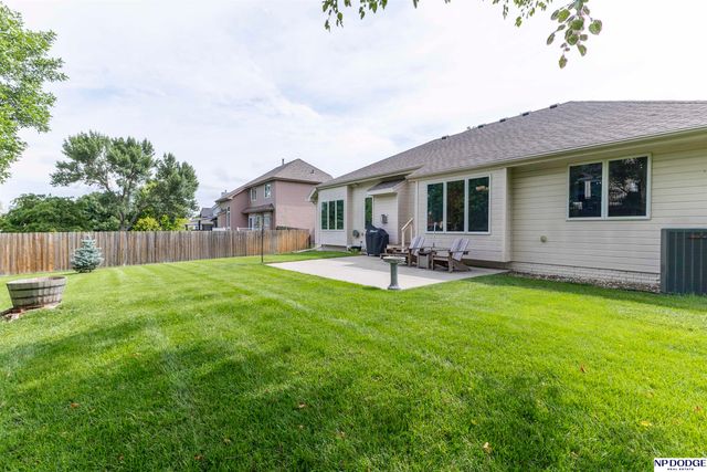 3910 N 158 Street, Omaha, NE 68116