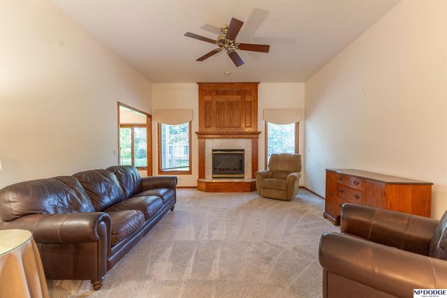 3910 N 158 Street, Omaha, NE 68116