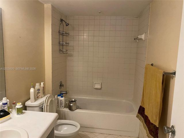 850 SW 138th Ave 310D, Pembroke Pines, FL 33027