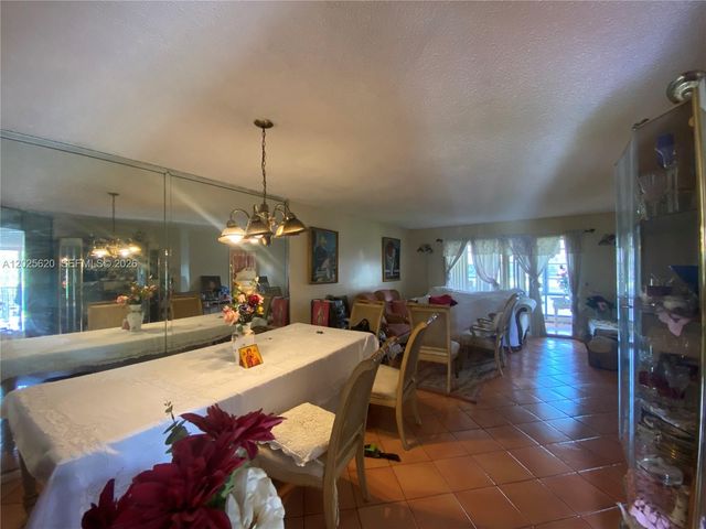 850 SW 138th Ave 310D, Pembroke Pines, FL 33027