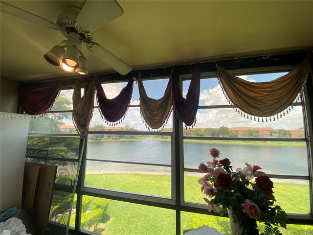 850 SW 138th Ave 310D, Pembroke Pines, FL 33027