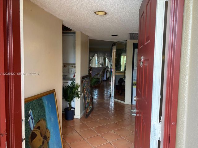 850 SW 138th Ave 310D, Pembroke Pines, FL 33027