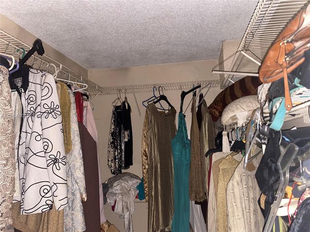 850 SW 138th Ave 310D, Pembroke Pines, FL 33027